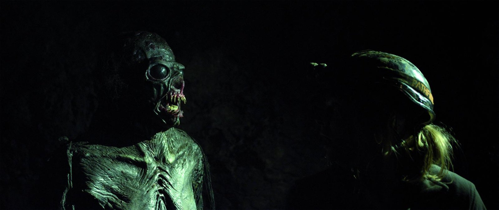 It came from below - Tief unter der Erde lauert es...