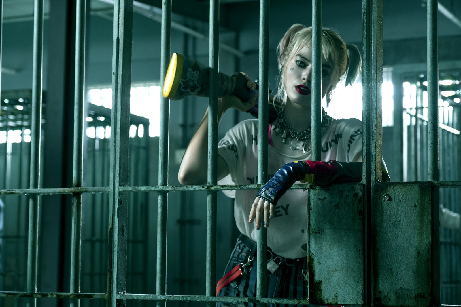 Birds of Prey - The Emancipation of Harley Quinn