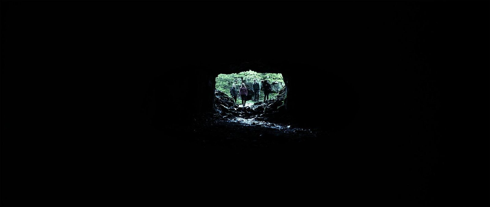 It came from below - Tief unter der Erde lauert es...