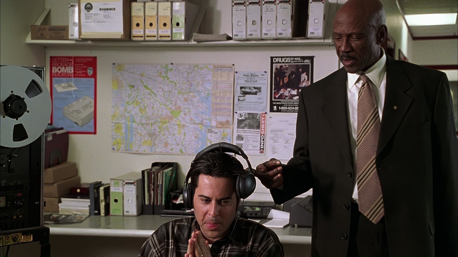 Inspectors, The - Der Tod kommt mit der Post