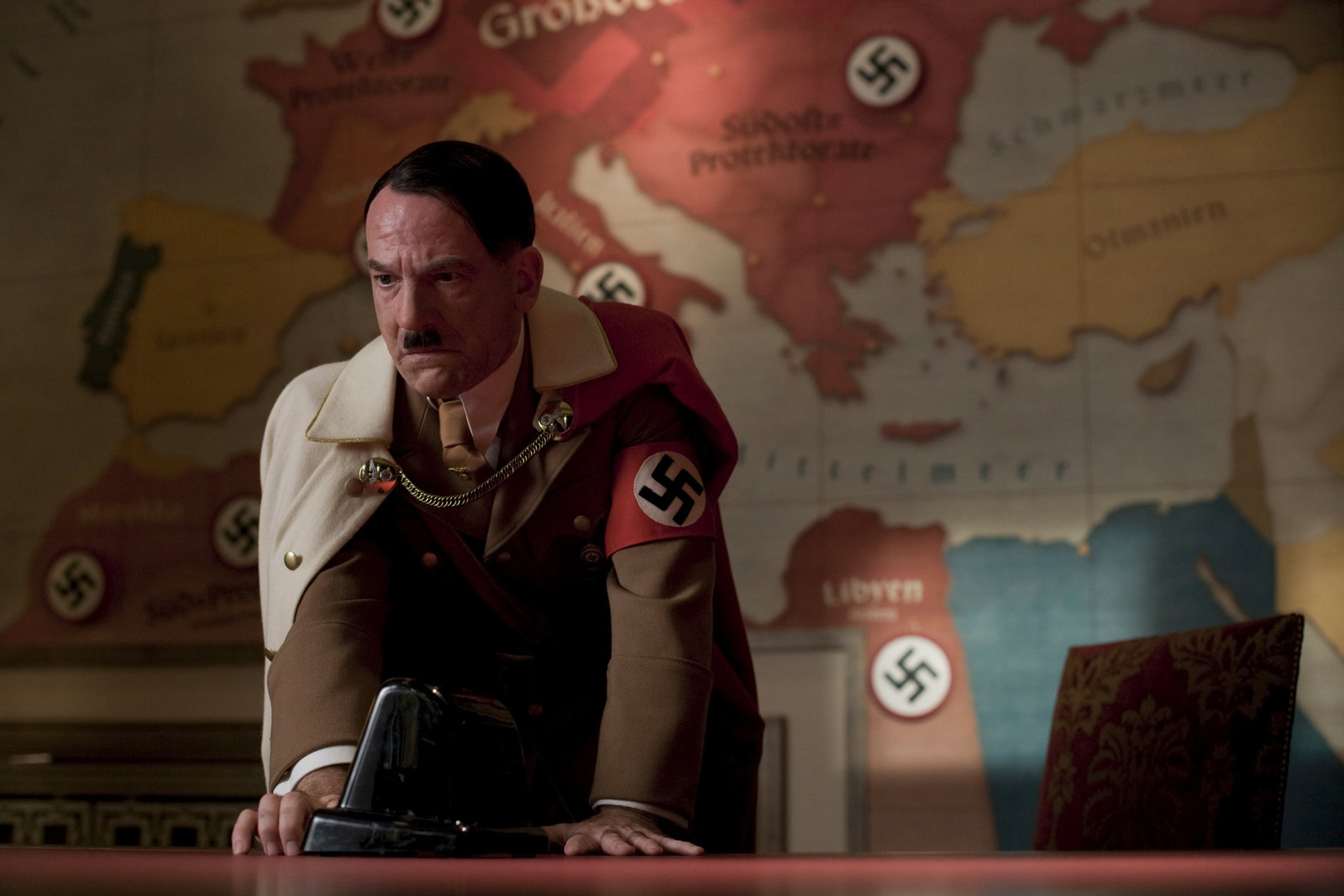 Inglourious Basterds  (DVD)