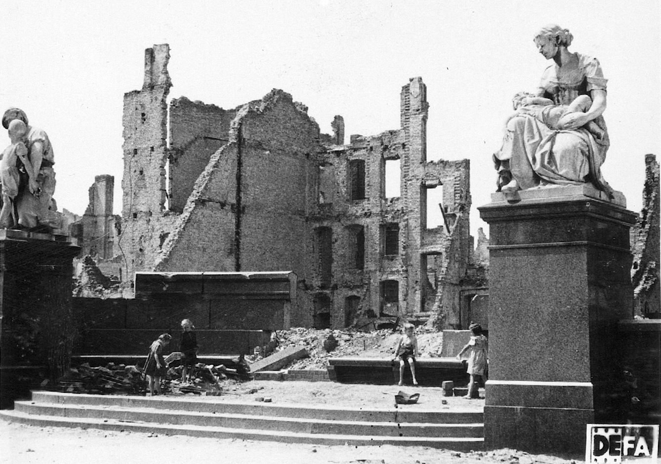 Die Mörder sind unter uns (DEFA Filmjuwelen)  (Blu-ray Disc)